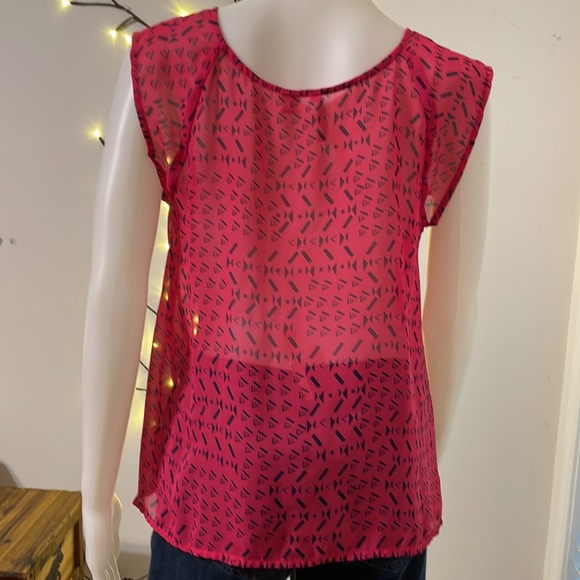 Red Camel tank - Picture 2 of 5